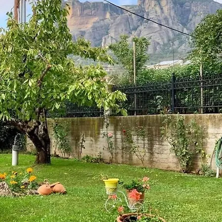 Meteora View Garden Kalambaka