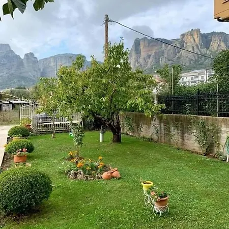 Lägenhet Meteora View Garden